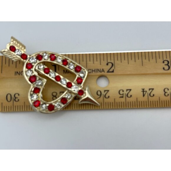 Gold Tone Red Clear Rhinestones Heart Arrow 2" Brooch - Picture 7 of 8